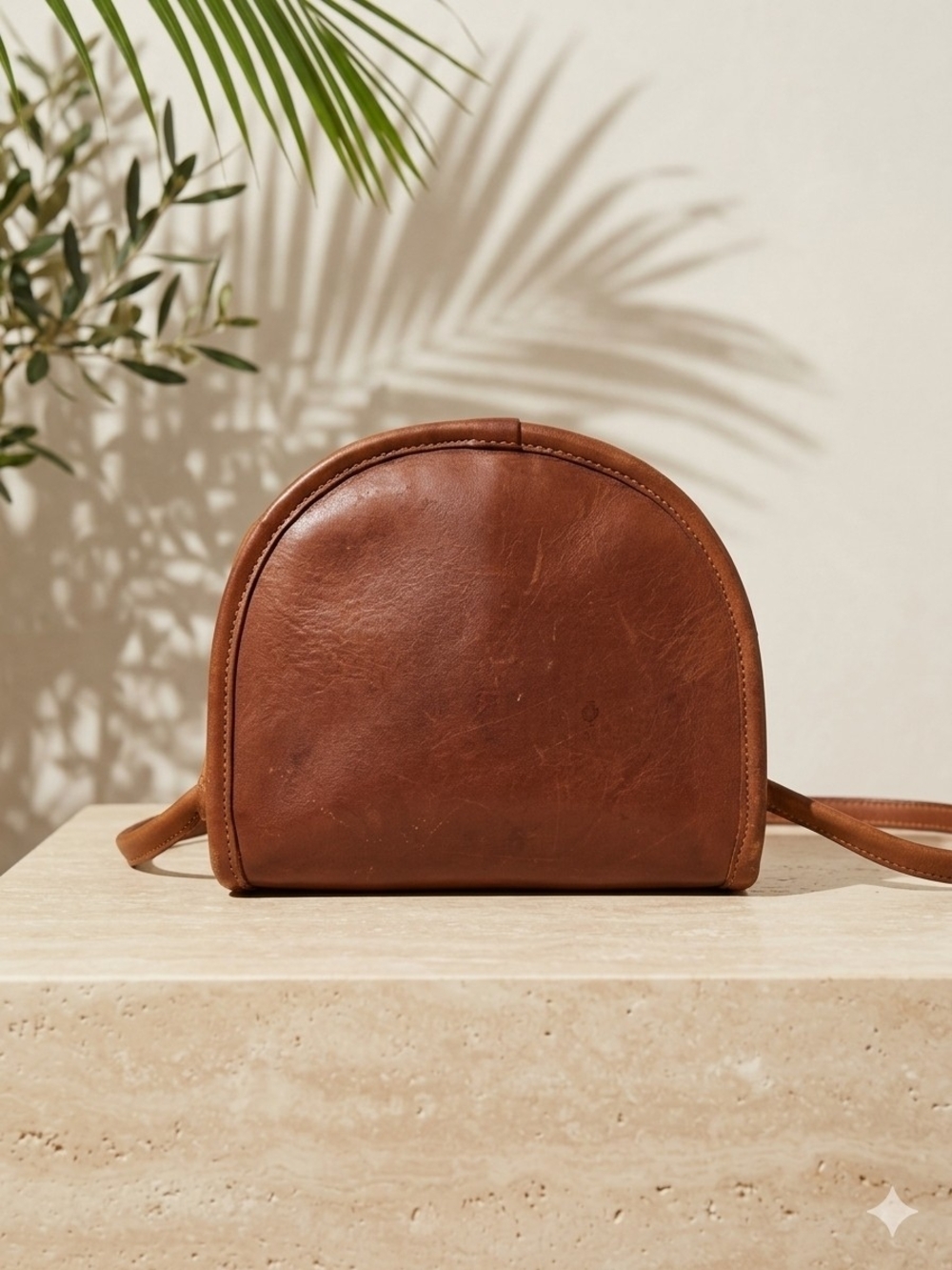 Vintage Coach Leather Half Moon Turnlock Crossbody Bag – British Tan - Picture 2 of 6